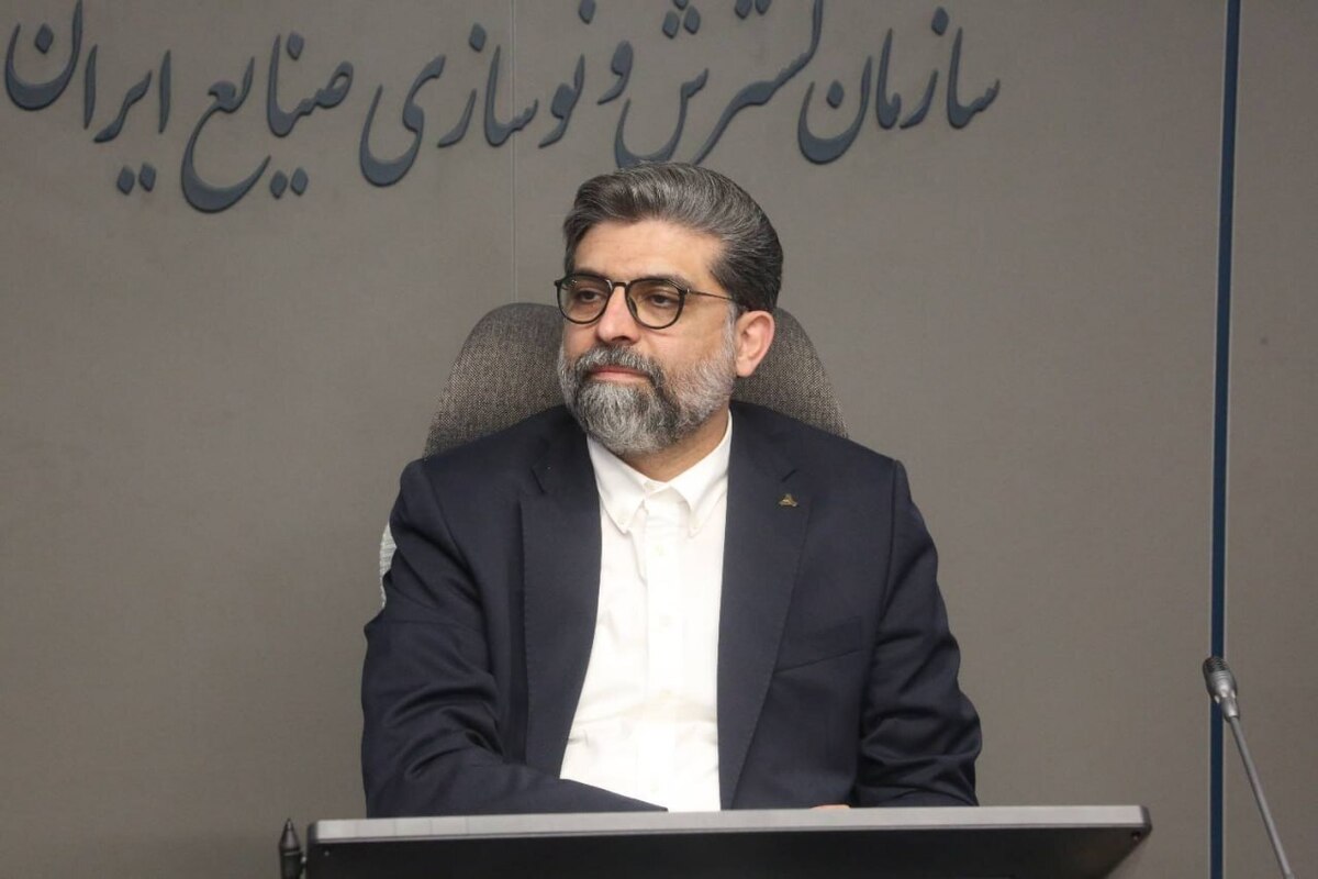 منافع احتمالی تولیدکنندگان در گرو زیان خالص مردم/ عرضه خودرو در بورس بر مشکلات بازار این محصول افزود