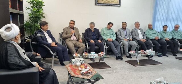 سرمایهگذاری فولادی، گامی برای رفع بیکاری جوانان است سرمایهگذاری فولادی، گامی برای رفع بیکاری جوانان است