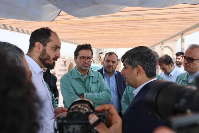 اینجا هیمکو؛ همافزایی بزرگان صنعت، برای فردایی روشن و ایرانی قدرتمند اینجا هیمکو؛ همافزایی بزرگان صنعت، برای فردایی روشن و ایرانی قدرتمند