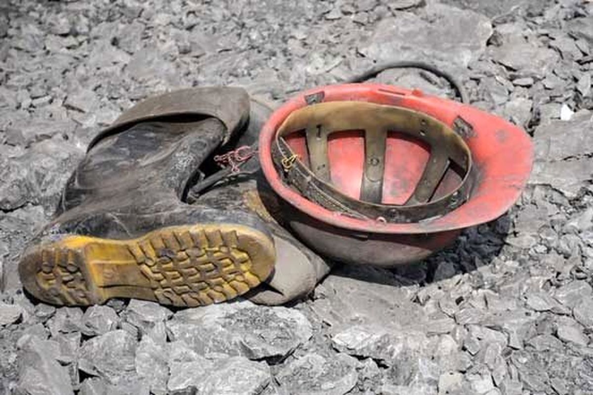 حادثه در معدن زغال سنگ چشمه پودنه کوهبنان و فوت یک کارگر