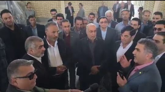 بازدید مدیرعامل ایمپاسکو از کارخانه نوآورانه تولید کاغذ از سنگ الیگودرز بازدید مدیرعامل ایمپاسکو از کارخانه نوآورانه تولید کاغذ از سنگ الیگودرز