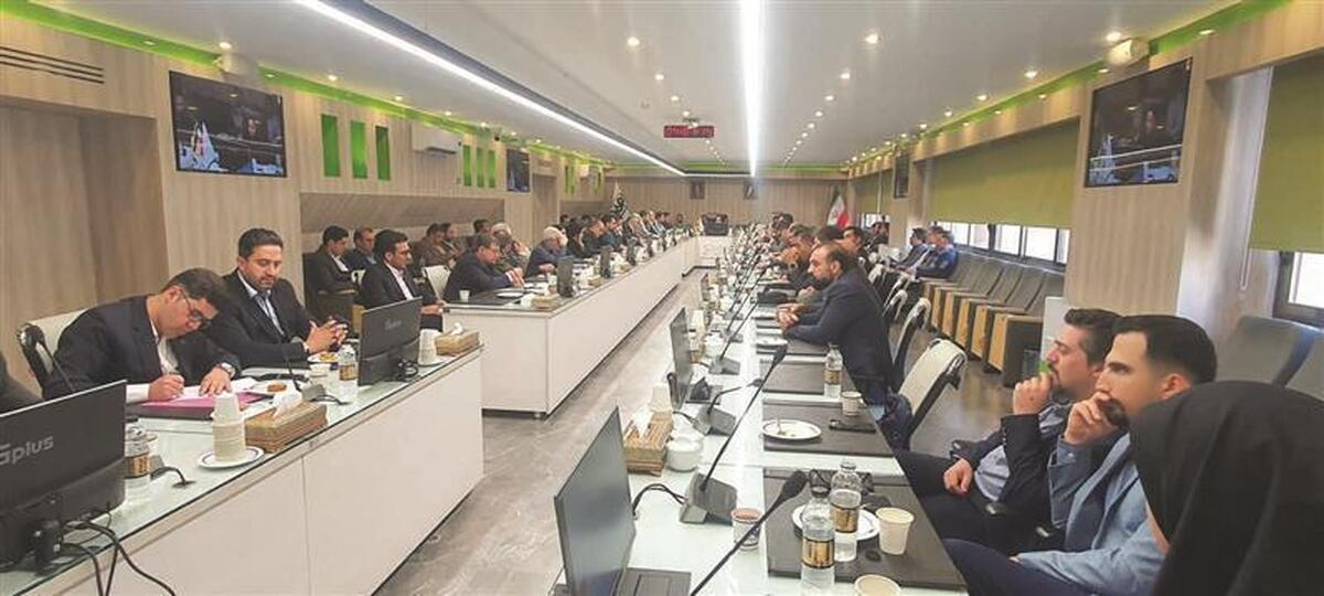 برگزاری نشست هماهنگی مدیران مالی و حسابرسان مستقل شرکت‌های گروه فولاد مبارکه