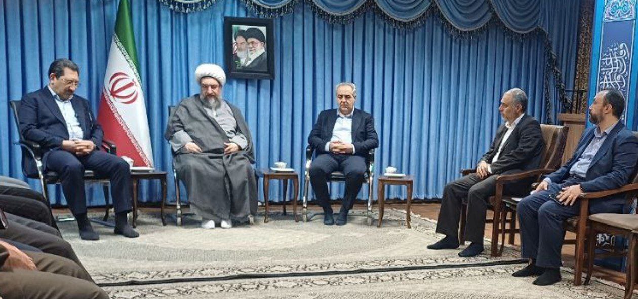 ملاقات وزیر صمت با نماینده ولی فقیه در استان آذربایجان شرقی و امام جمعه تبریز
