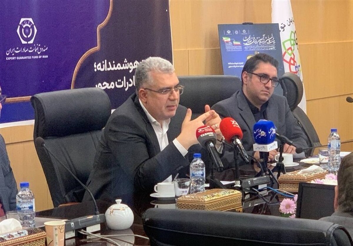 به دنبال انتقال کل زنجیره فولاد به تالار دوم هستیم/ صادرکننده‌ها سه برابر واردکنندگان عادی مزیت دارند