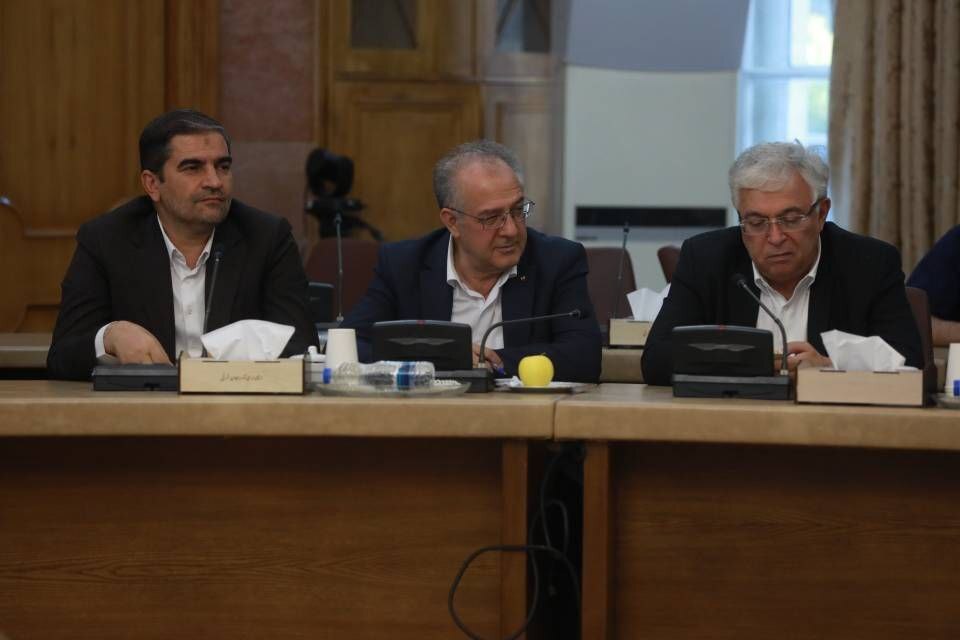 نشست استانداری آذربایجانشرقی؛ دولت، نمایندگان بخش خصوصی و کمیسیون به نقطه مشترک رسید نشست استانداری آذربایجانشرقی؛ دولت، نمایندگان بخش خصوصی و کمیسیون به نقطه مشترک رسید