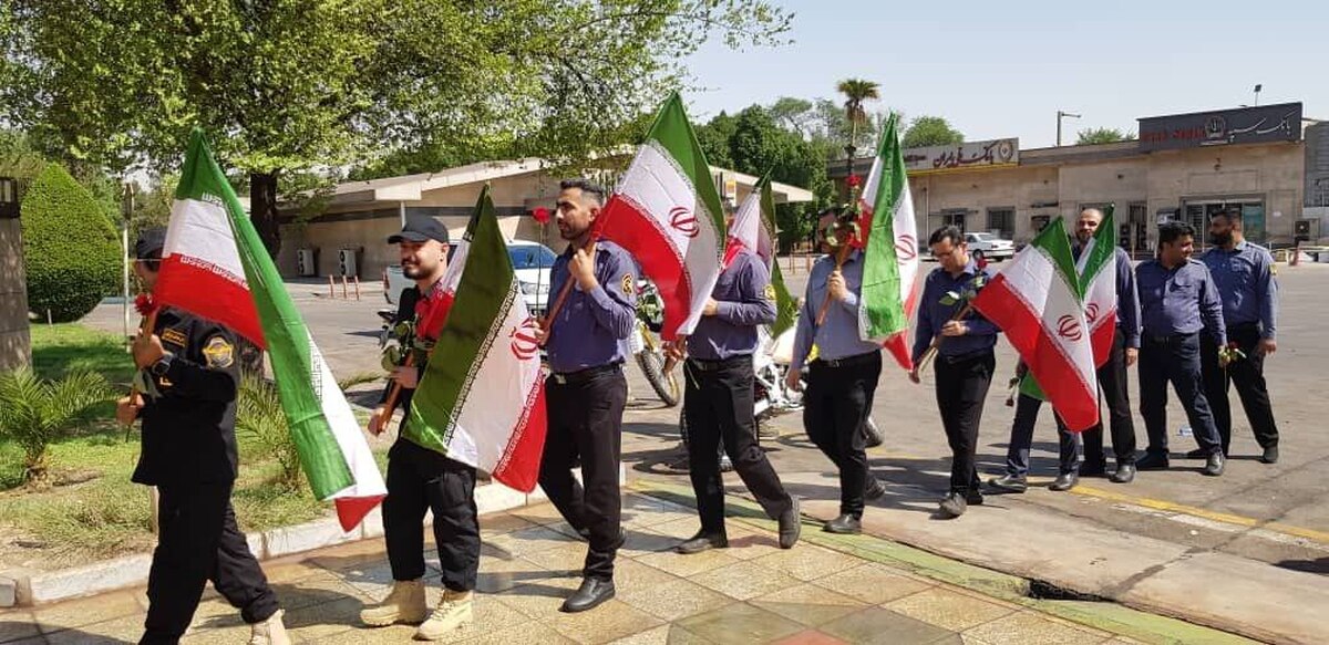 آیین غبارروبی و عطرافشانی یادمان شهدای شرکت فولاد خوزستان