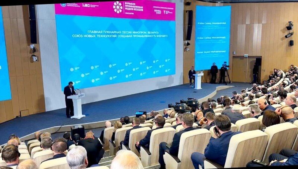 توسعه تجارت با کشور‌های منطقه در نشست با نخست‌وزیران عضو اتحادیه اوراسیا