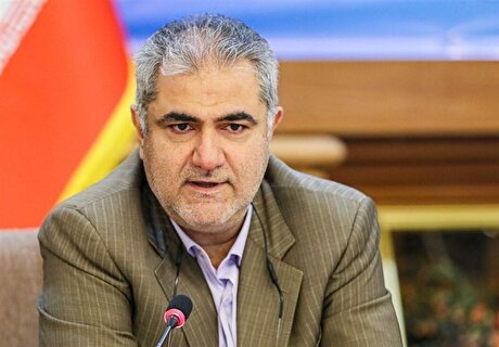 جلسه مدیرعامل سازمان ملی زمین و مسکن با مردم برای حل مشکلات