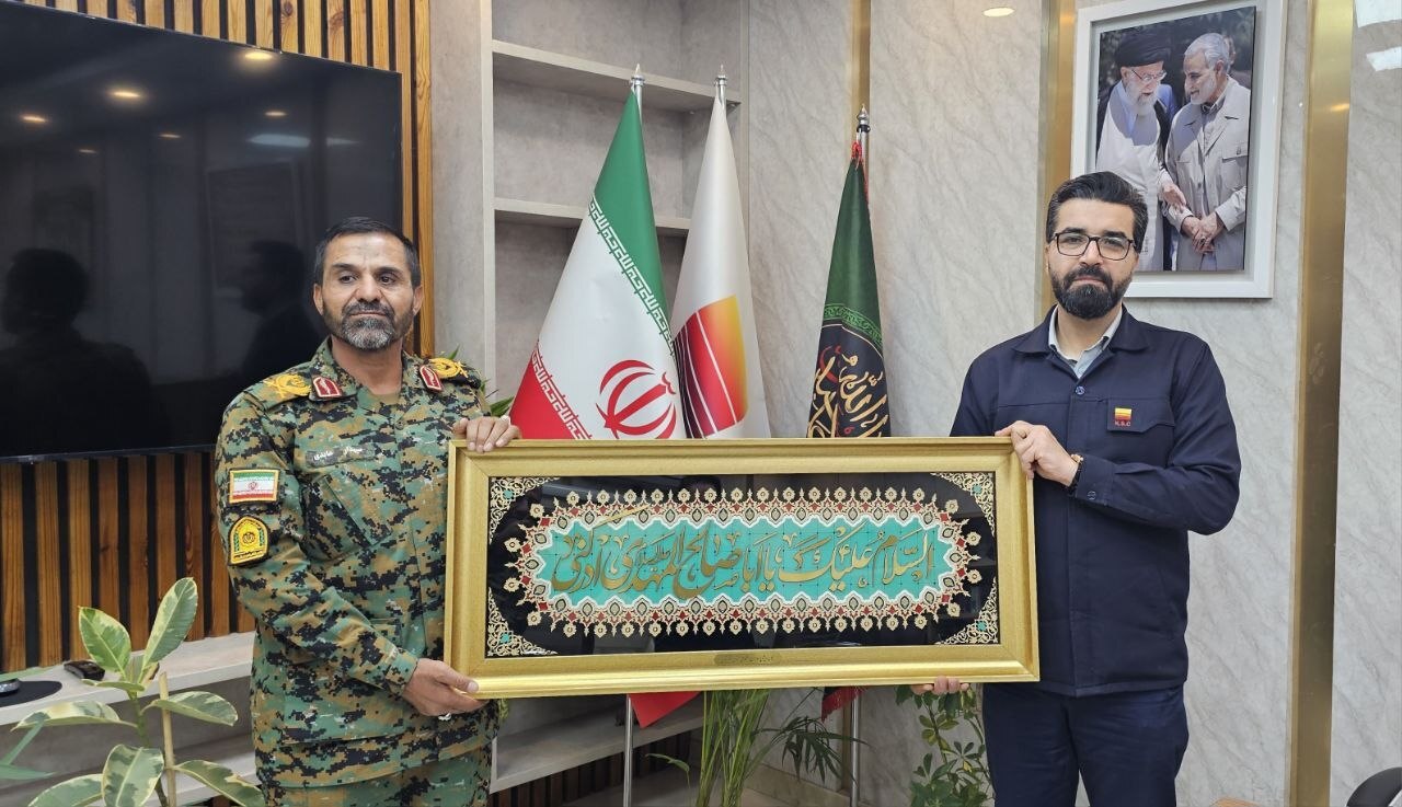 قدردانی فرمانده یگان ویژه استان خوزستان از تعاملات سازنده شرکت فولاد خوزستان قدردانی فرمانده یگان ویژه استان خوزستان از تعاملات سازنده شرکت فولاد خوزستان