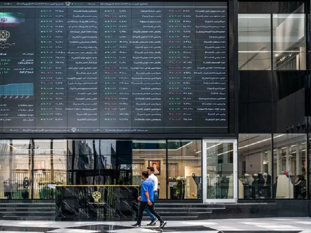 ۱۲۲۸ پرونده اوراق بهادار رفع توقیف شد
