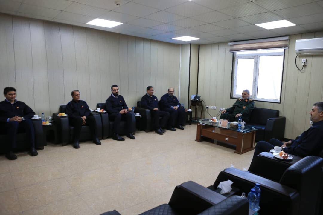 دیدار مدیرعامل شرکت فولاد خوزستان و هیات همراه با فرمانده سپاه حضرت ولیعصر (عج) دیدار مدیرعامل شرکت فولاد خوزستان و هیات همراه با فرمانده سپاه حضرت ولیعصر (عج)