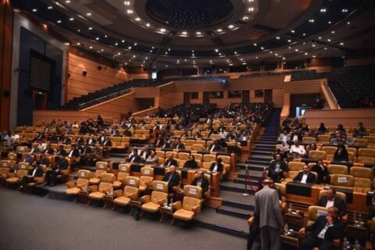 آغاز سمپوزیوم فولاد کیش ۱۴۰۴