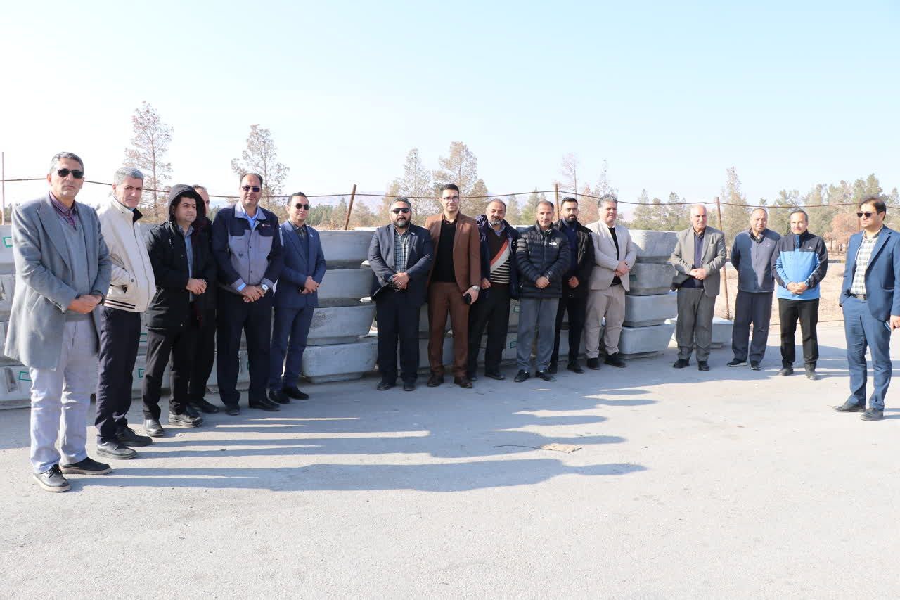 بازدید و برگزاری جلسه کارگروه توسعه هواشناسی استان خراسان شمالی در شرکت آلومینای ایران بازدید و برگزاری جلسه کارگروه توسعه هواشناسی استان خراسان شمالی در شرکت آلومینای ایران