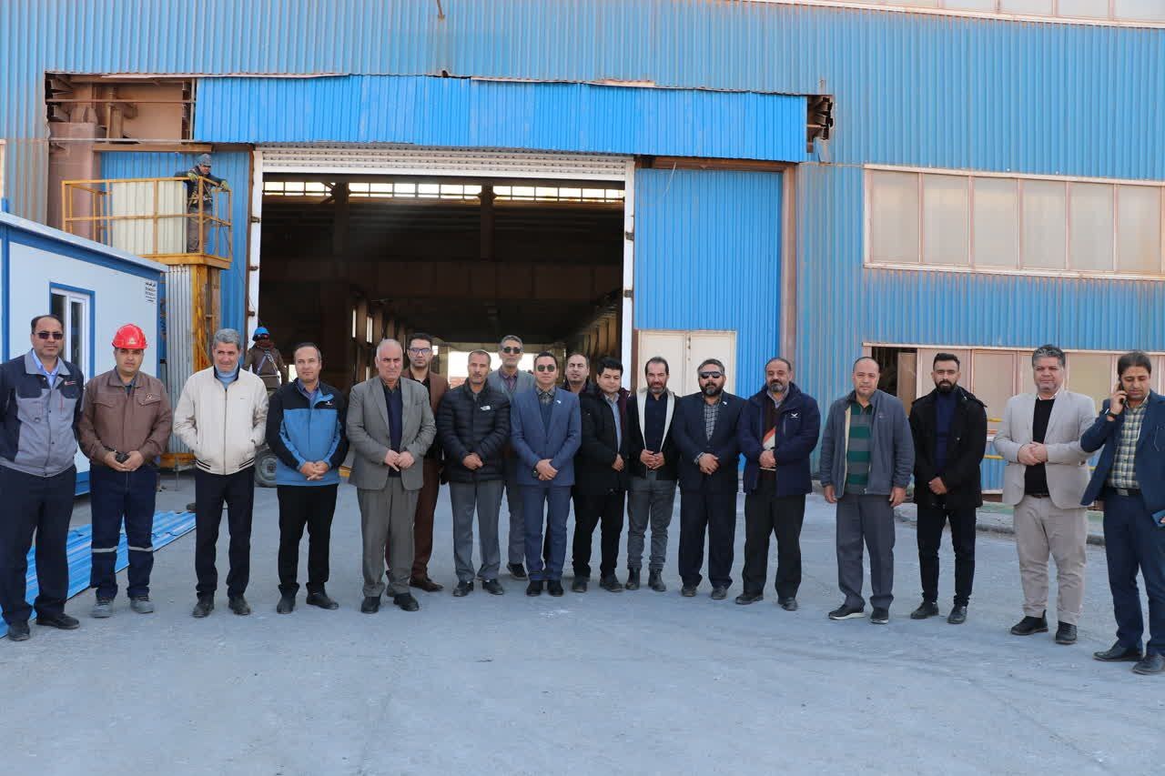 بازدید و برگزاری جلسه کارگروه توسعه هواشناسی استان خراسان شمالی در شرکت آلومینای ایران بازدید و برگزاری جلسه کارگروه توسعه هواشناسی استان خراسان شمالی در شرکت آلومینای ایران
