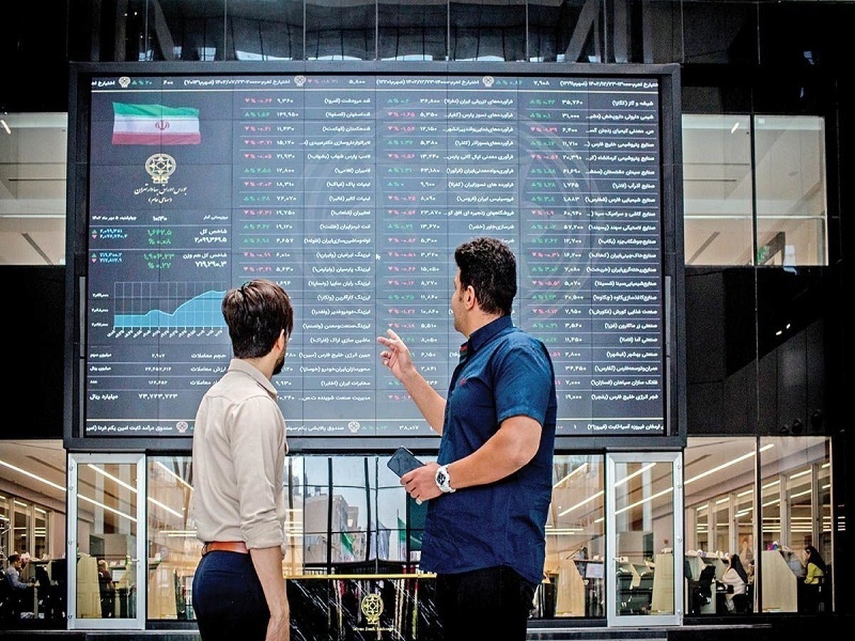 ۸۴ درصد از ارزش بازار سرمایه در اختیار ۱۰ صنعت بزرگ