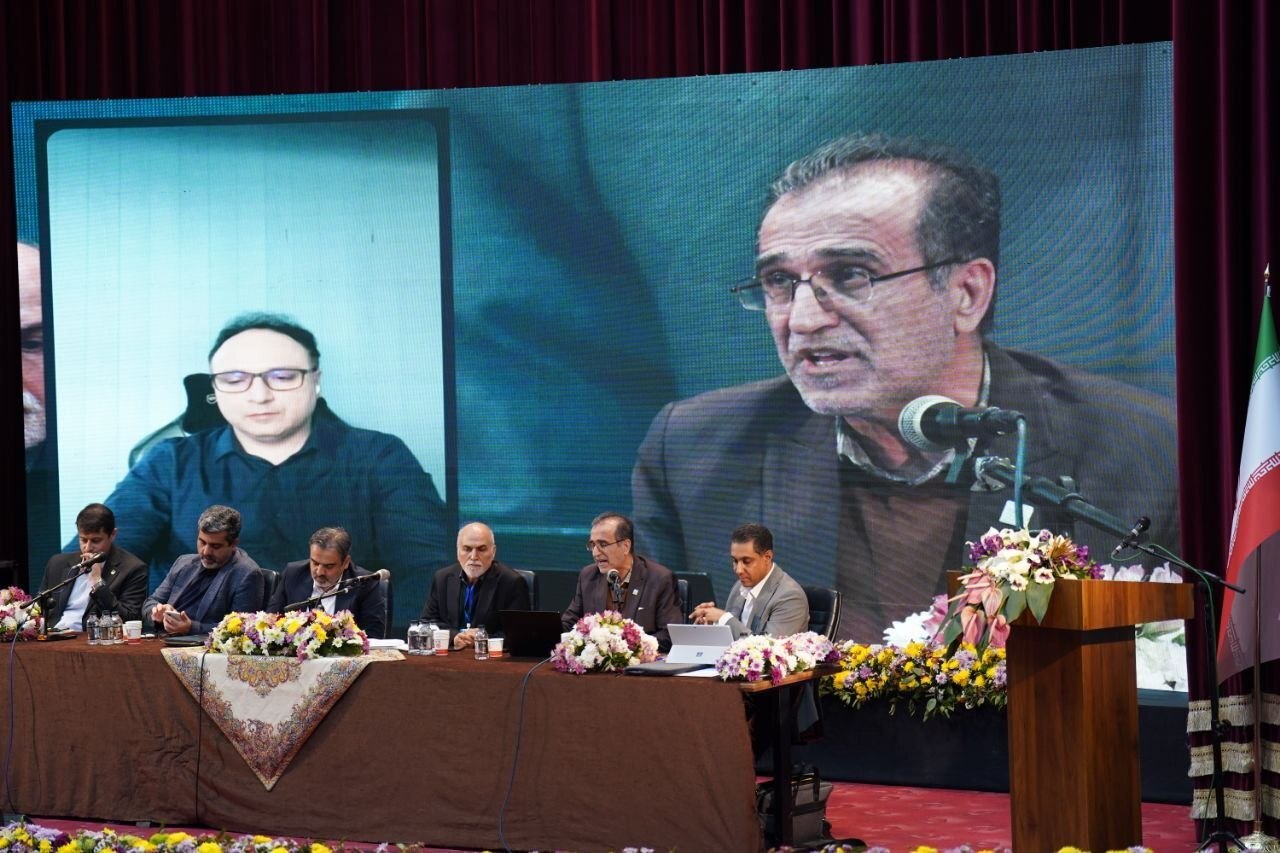 پنل تخصصی «هوشمندسازی و تحول دیجیتال» در رویداد ملی ایدههای نوآورانه و فناورانه زنجیره ارزش مس برگزار شد پنل تخصصی «هوشمندسازی و تحول دیجیتال» در رویداد ملی ایدههای نوآورانه و فناورانه زنجیره ارزش مس برگزار شد