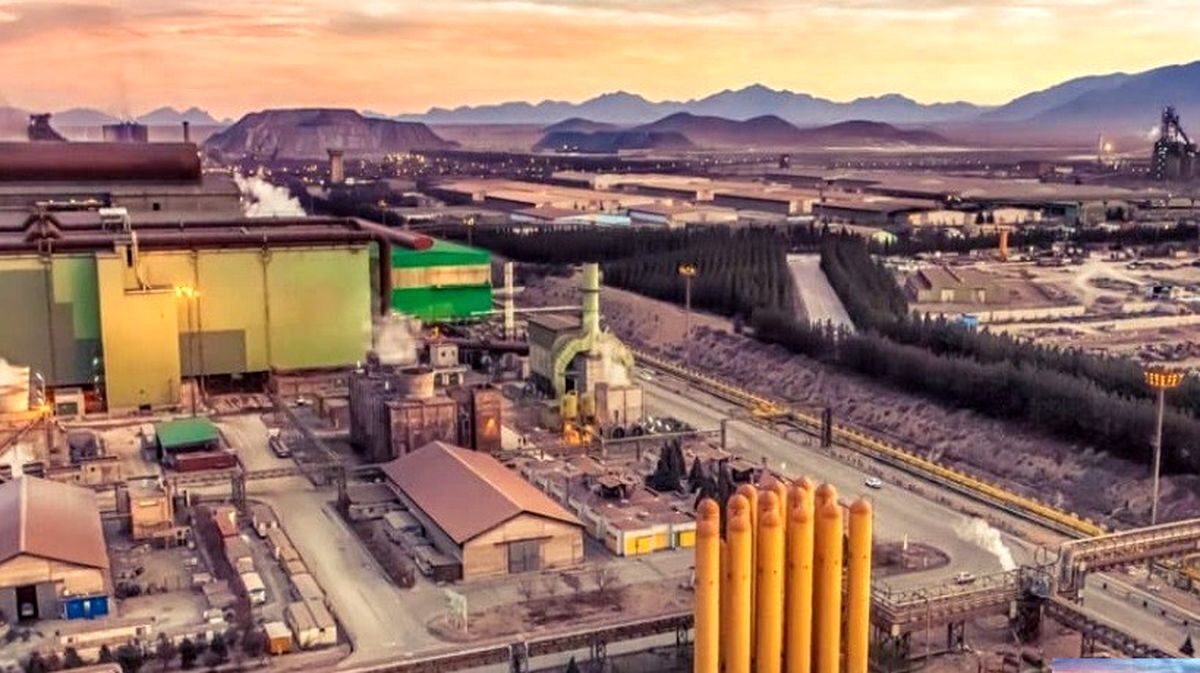 حملات دشمن به صنعت فولاد؛ تهدیدی برای اشتغال و تولید کشور است/ دشمنان نگران تبدیل شدن ایران به قدرت اقتصادی هستند