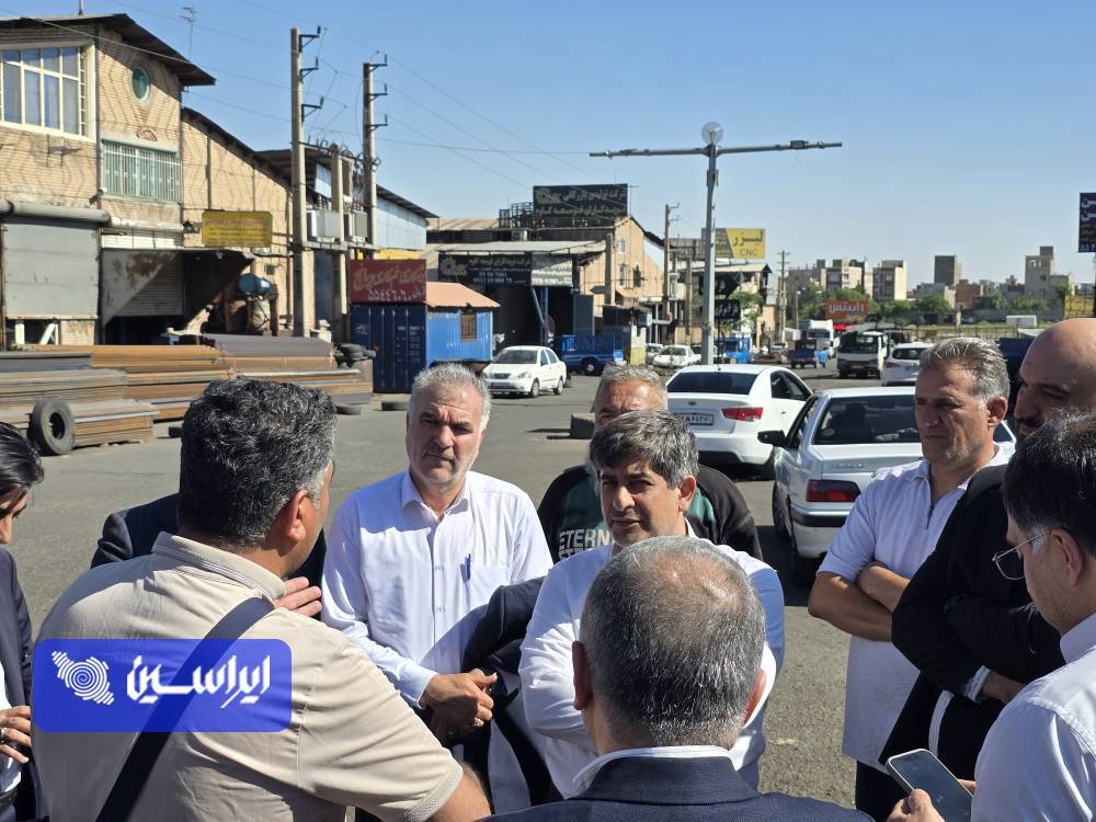 از بورس کالا تا آهنمکان؛ چرا ورق بورسی با اختلاف قیمت بالا وارد بازار میشود؟ از بورس کالا تا آهنمکان؛ چرا ورق بورسی با اختلاف قیمت بالا وارد بازار میشود؟