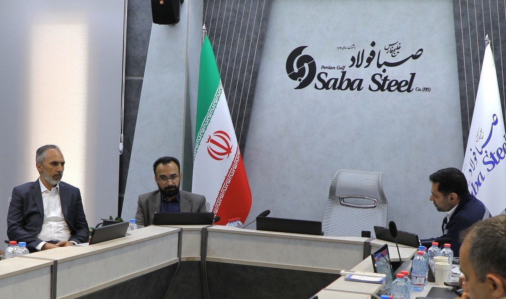 قدردانی و تشکر امینزاده حسابرس کل دیوان محاسبات کشور از عملکرد شرکت «صبا فولاد خلیج فارس» در طی جنگ تحمیلی سوم و تداوم تولید و صیانت از حقوق کارگران قدردانی و تشکر امینزاده حسابرس کل دیوان محاسبات کشور از عملکرد شرکت «صبا فولاد خلیج فارس» در طی جنگ تحمیلی سوم و تداوم تولید و صیانت از حقوق کارگران