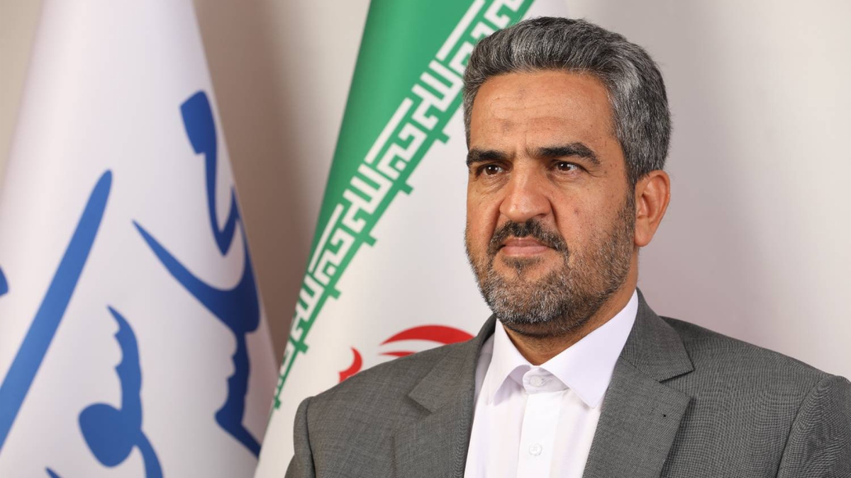 ضرورت پایبندی بانک مرکزی به قوانین مصوب برای مهار نرخ ارز/ با دلالان ارزی برخورد شود