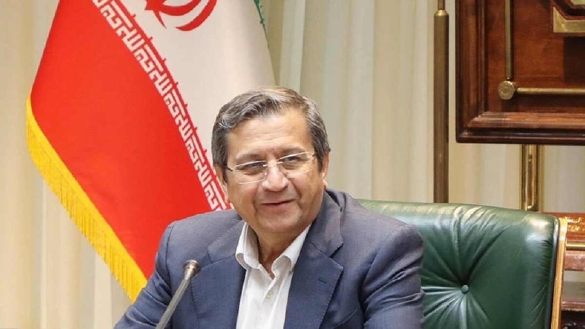 بانک‌ها همزمان با کنترل نقدینگی بر تأمین مالی تولید متمرکز شوند