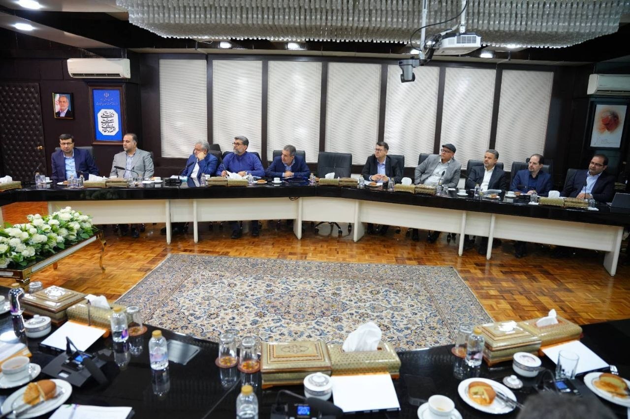 تقدیر معاون اجرایی رئیسجمهور از مجموعه وزارت صمت/ حمایتهای گسترده دولت برای پشتیبانی از واحدهای تولیدی آسیبدیده تقدیر معاون اجرایی رئیسجمهور از مجموعه وزارت صمت/ حمایتهای گسترده دولت برای پشتیبانی از واحدهای تولیدی آسیبدیده