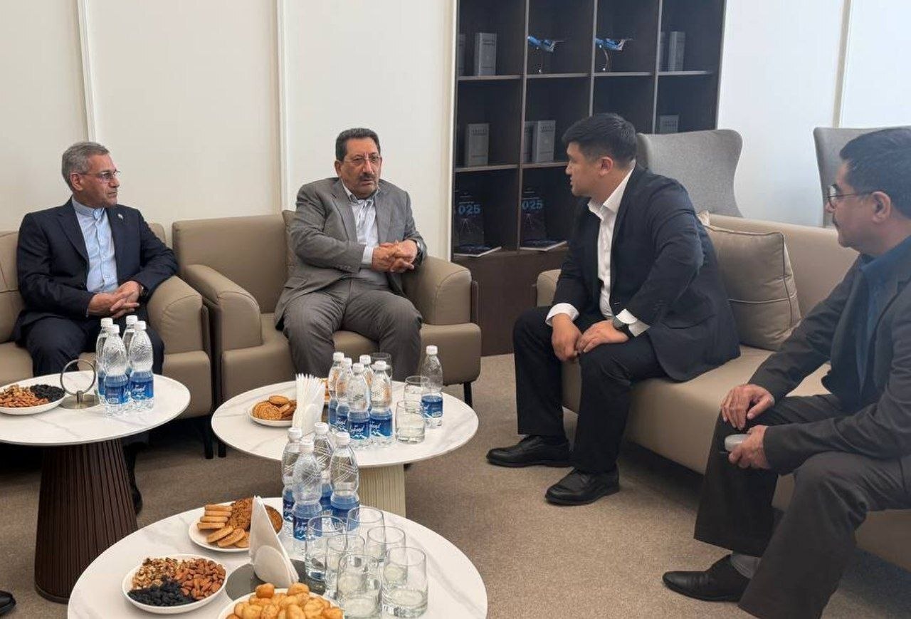وزیر صنعت، معدن و تجارت وارد قرقیزستان شد وزیر صنعت، معدن و تجارت وارد قرقیزستان شد