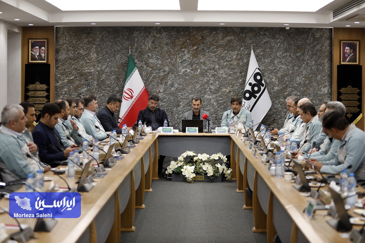 پیشبرد همزمان بازسازی و تنظیم بازار در دل بحران/ رویکرد تداوم کسبوکار، فولاد مبارکه را از بحرانهای ۱۴۰۴ عبور داد پیشبرد همزمان بازسازی و تنظیم بازار در دل بحران/ رویکرد تداوم کسبوکار، فولاد مبارکه را از بحرانهای ۱۴۰۴ عبور داد