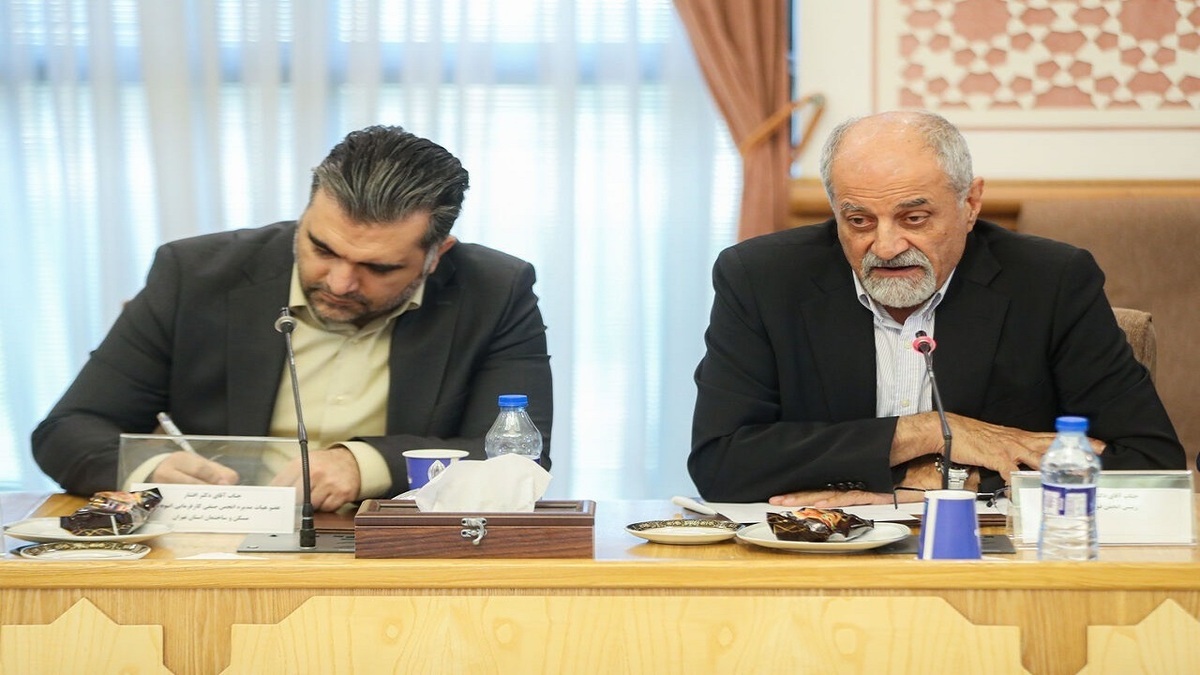 قیمت فولاد با مدیریت عرضه در بازار بورس تعدیل شد