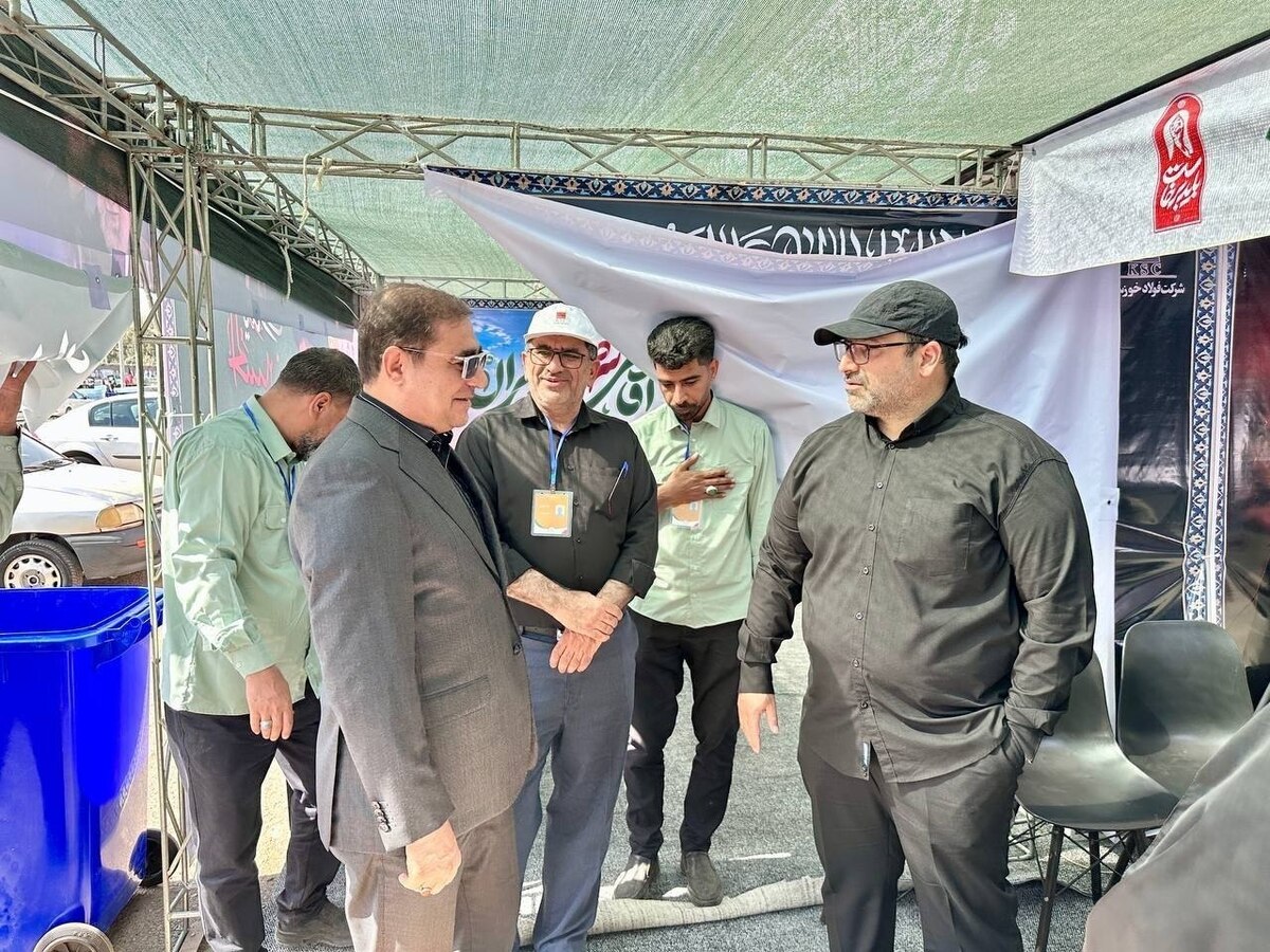 بازدید میدانی مدیرعامل گروه فولاد خوزستان از موکب شهدای شرکت در پایتخت