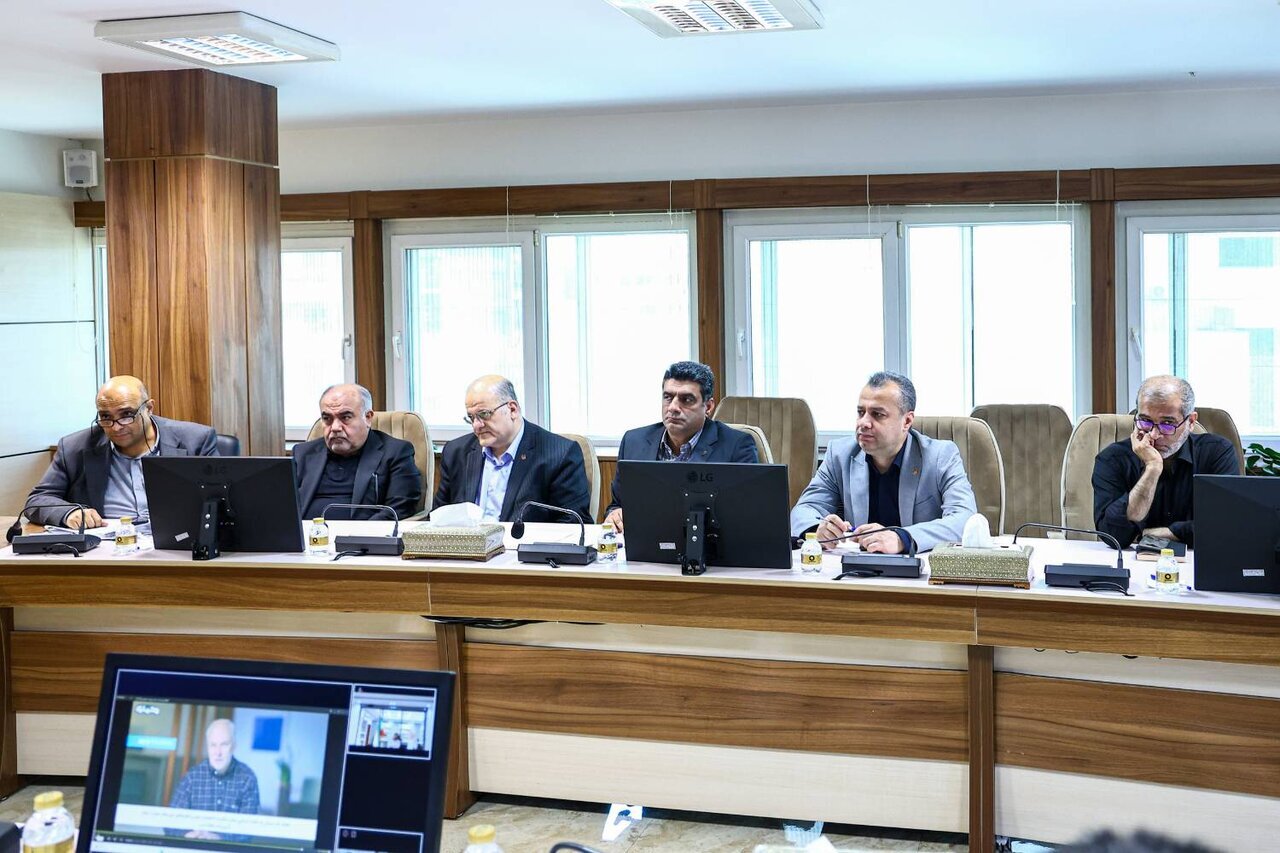 افزایش منابع زمینشناسی مس ایران به ۲۲.۳ میلیارد تن/ ثبت عمیقترین گمانه اکتشافی کشور افزایش منابع زمینشناسی مس ایران به ۲۲.۳ میلیارد تن/ ثبت عمیقترین گمانه اکتشافی کشور