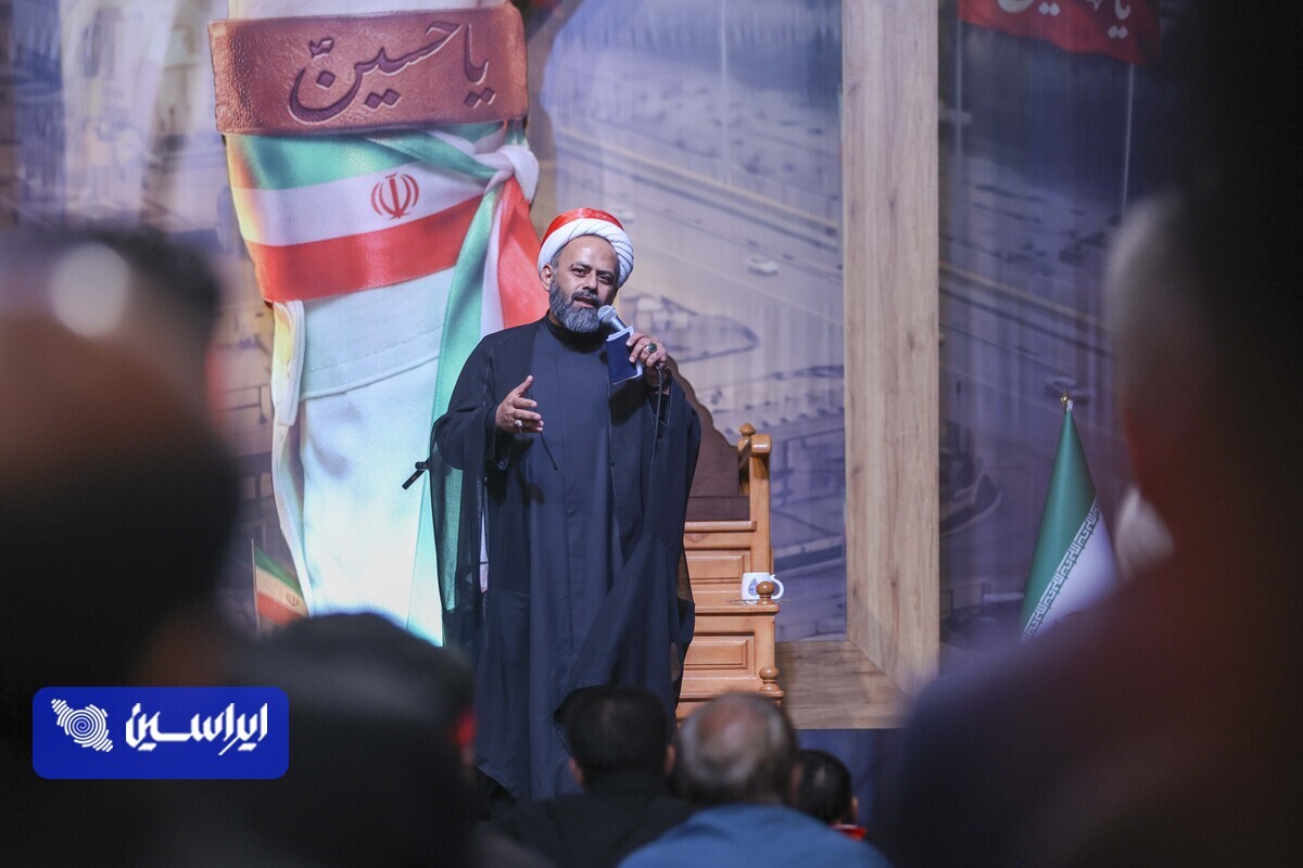 پیوند فرهنگ عاشورا، تدبر در قرآن و بصیرتافزایی از ویژگیهای اجتماع معنوی خانواده فولاد مبارکه است پیوند فرهنگ عاشورا، تدبر در قرآن و بصیرتافزایی از ویژگیهای اجتماع معنوی خانواده فولاد مبارکه است