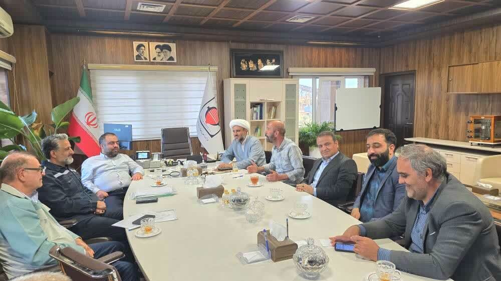 همکاری «ارفع» و مسوولان عقدا برای توسعه صنعتی و اشتغال پایدار همکاری «ارفع» و مسوولان عقدا برای توسعه صنعتی و اشتغال پایدار