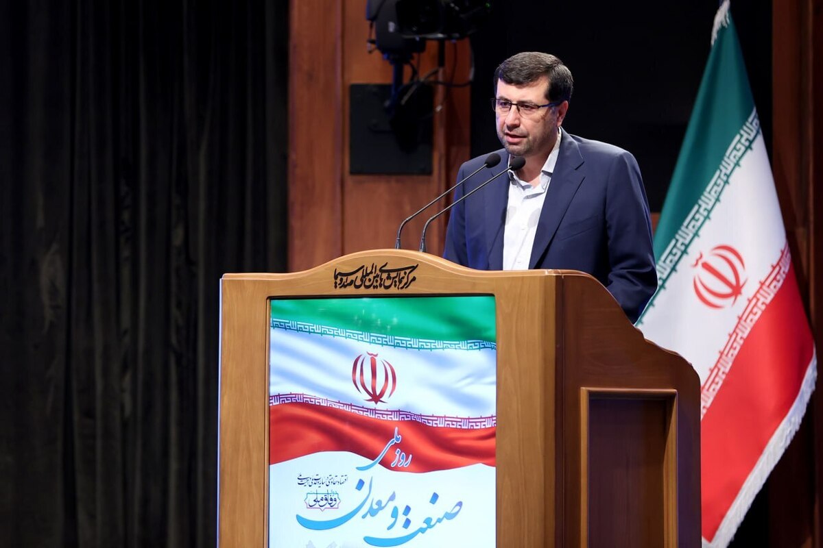 مشارکت ۲۳۵۹ بنگاه اقتصادی در فرآیند انتخاب روز ملی صنعت و معدن/ استمرار حرکت توسعه صنعتی کشور