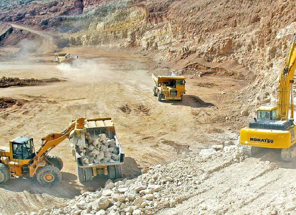 گسترش دامنه نظارت بر معادن با تمرکز بر بهره‌برداری اصولی و هوشمندسازی