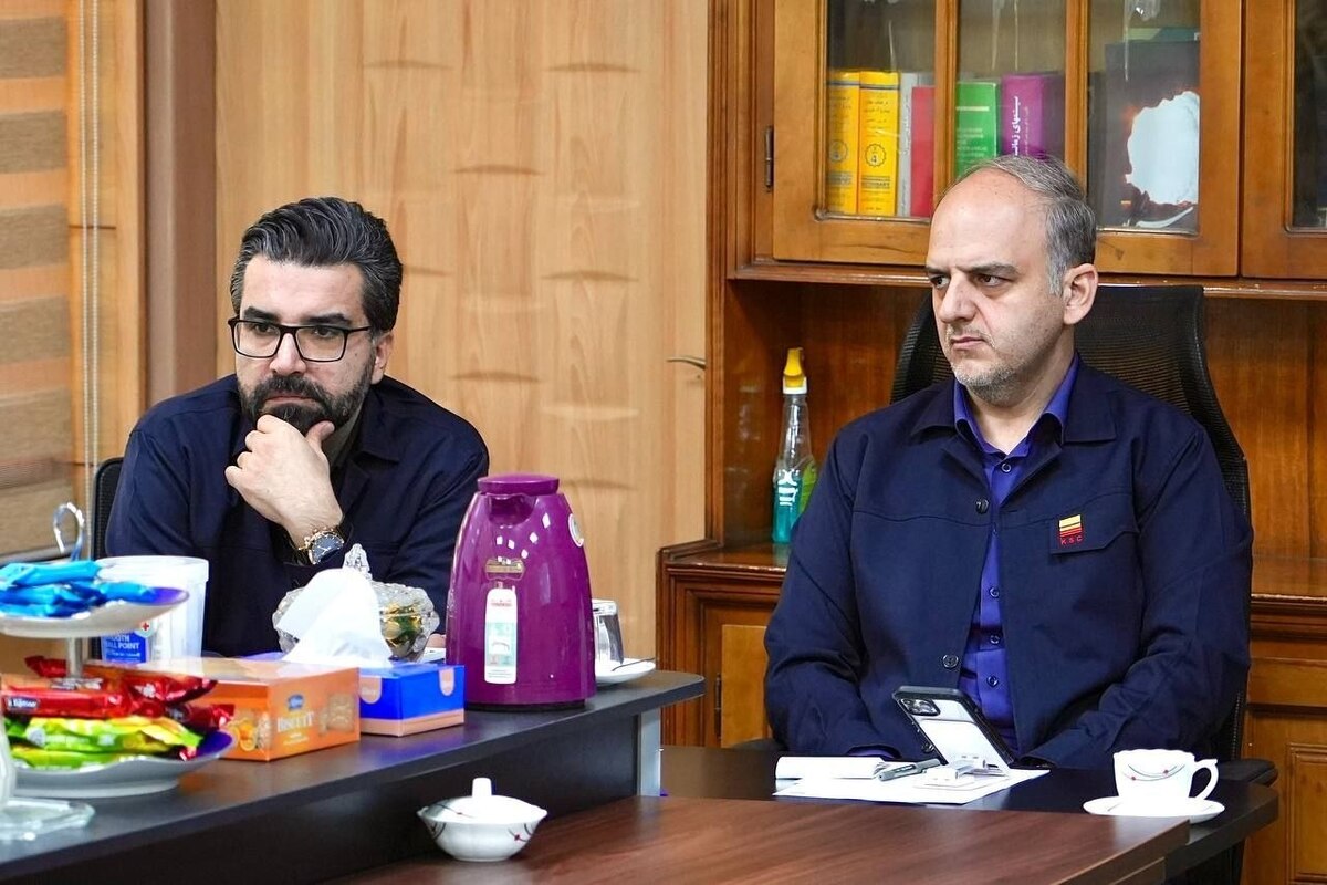 نشست مشترک معاونت‌های منابع انسانی و طرح‌ و توسعه فولاد خوزستان برگزار شد