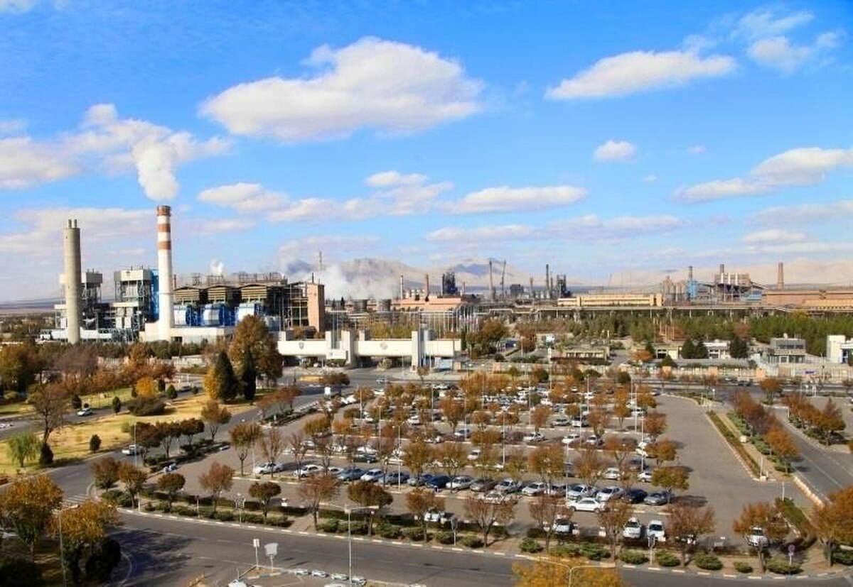 دریافت اسناد تک‌برگی؛ گامی مؤثر در تثبیت مالکیت و صیانت از سرمایه‌های ذوب‌ آهن اصفهان