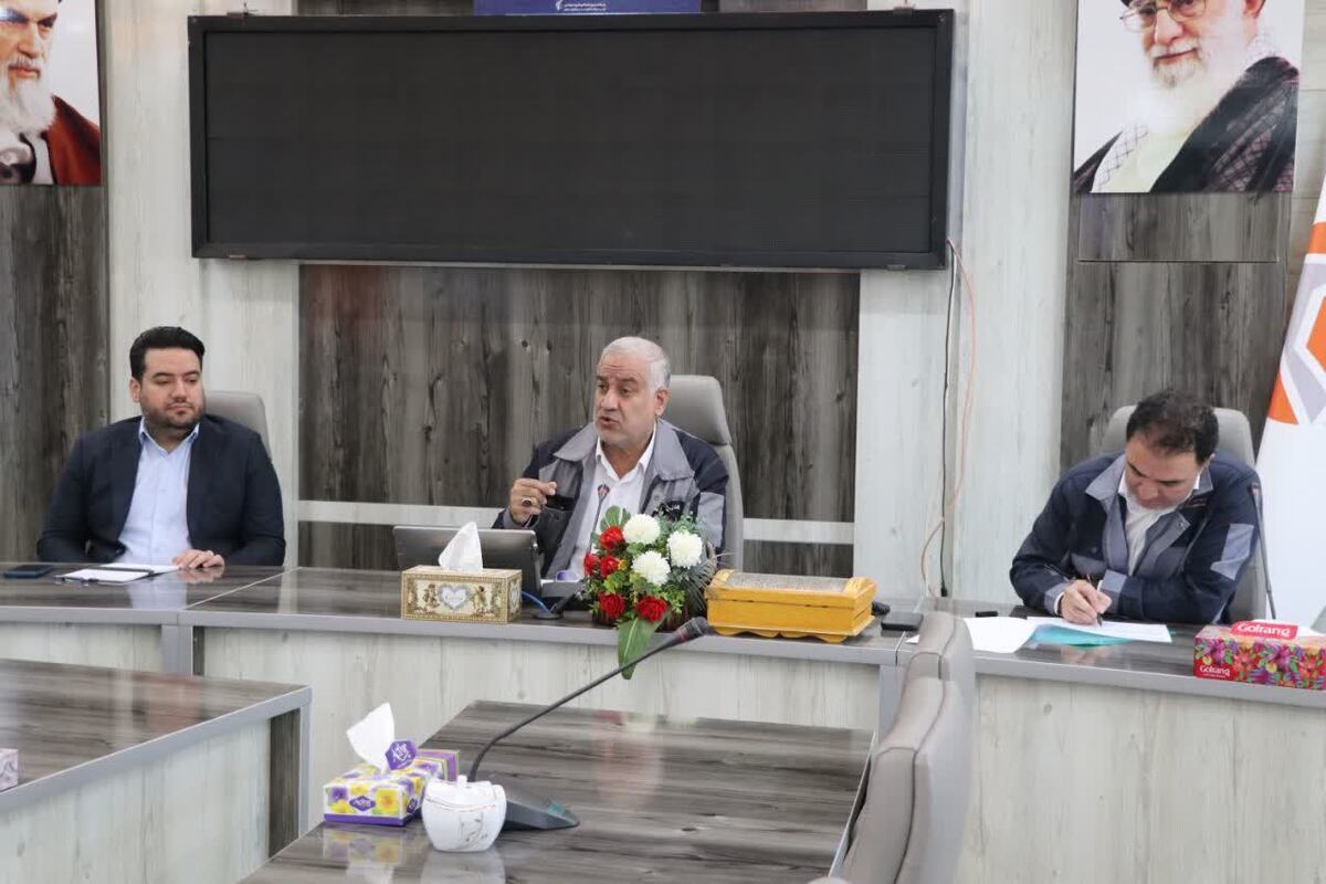 جلسه تولید شرکت آلومینای ایران با تأکید بر همدلی مدیریتی، روشنگری و تبیین اهداف سازمان